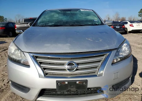 2015 Nissan Sentra S z USA, uszkodzony, nr VIN 3N1AB7AP9FL638586